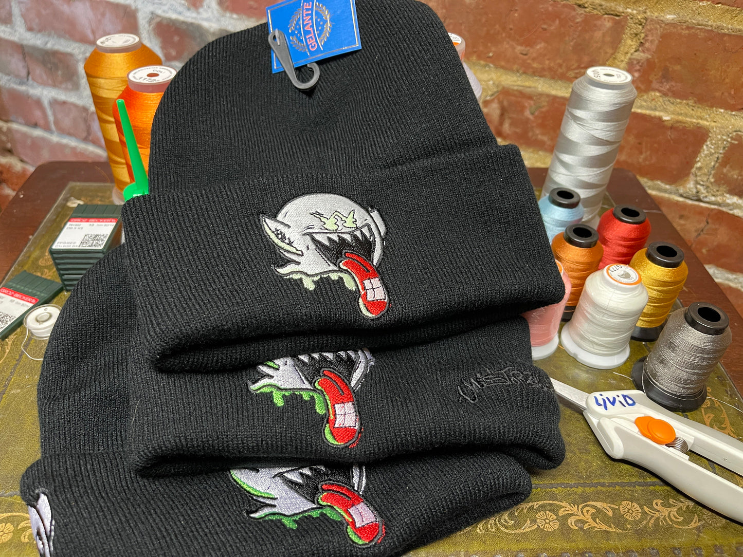 Super-Tab-Boo Glow Beanie