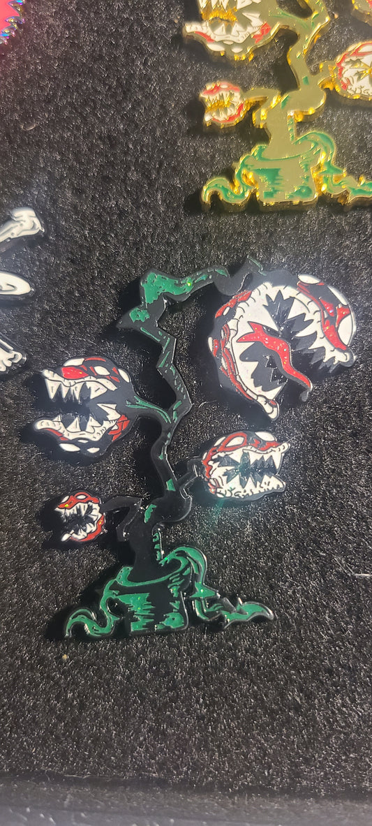 Pirahna Monster Pin LE40